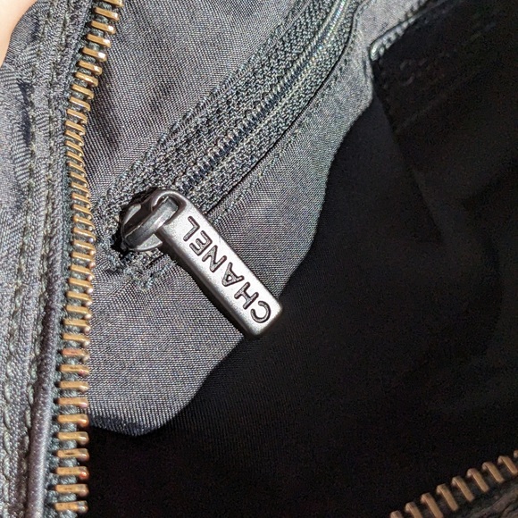 Auth. Chanel Travel Line Black Bowling Bag/Shoulder Bag - Picture 5 of 11